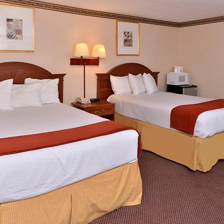Americas Best Value Inn & Suites Wolcott المظهر الخارجي الصورة